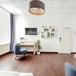 パラス
