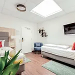 パラス 3*